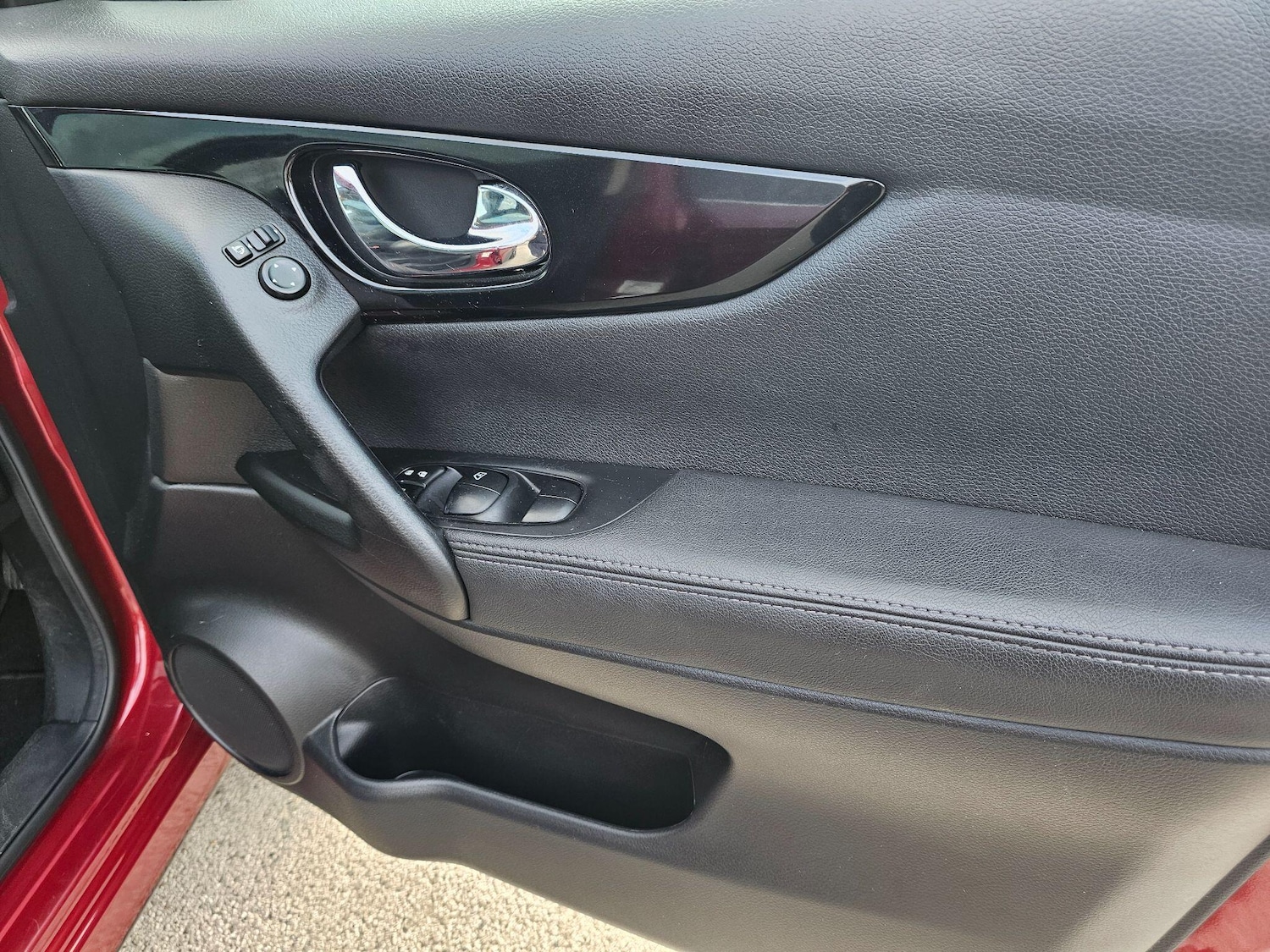 Used Nissan Qashqai 2015 for sale - 75990540: Photo 32