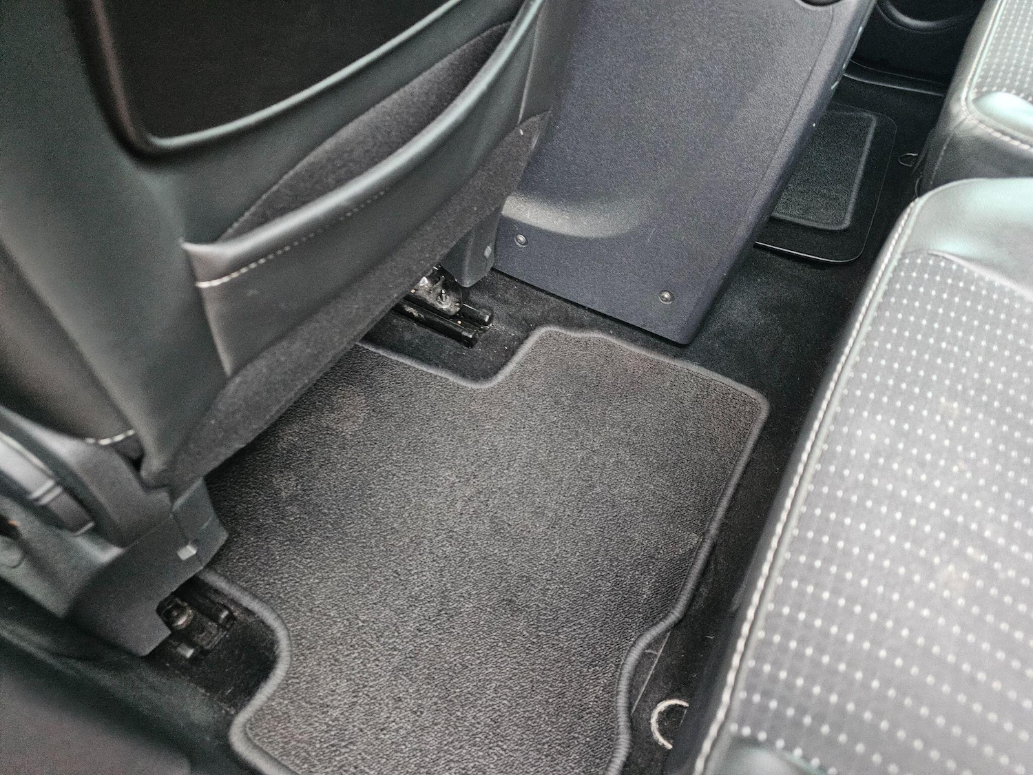 Used Renault Scenic 2014 for sale - 77671857: Photo 22