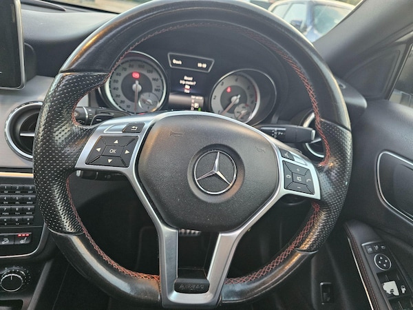Used Mercedes-Benz GLA 2015 for sale - 76240236: Photo 14