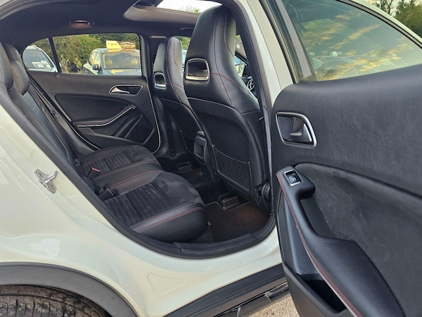 Used Mercedes-Benz GLA 2015 for sale - 76240236: Photo 24