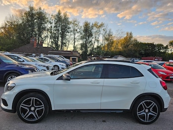 Used Mercedes-Benz GLA 2015 for sale - 76240236: Photo 2