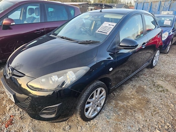 Used Mazda Mazda2 2011 for sale - 77670448: Photo