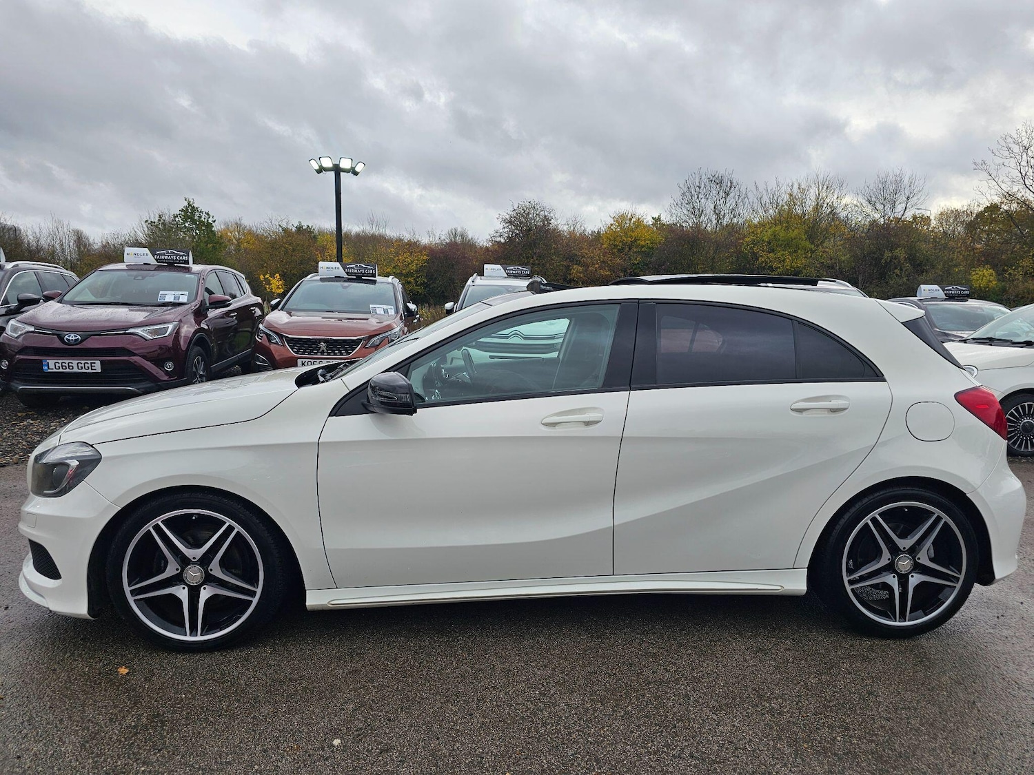 Used Mercedes-Benz A-Class 2015 for sale - 76423225: Photo 7
