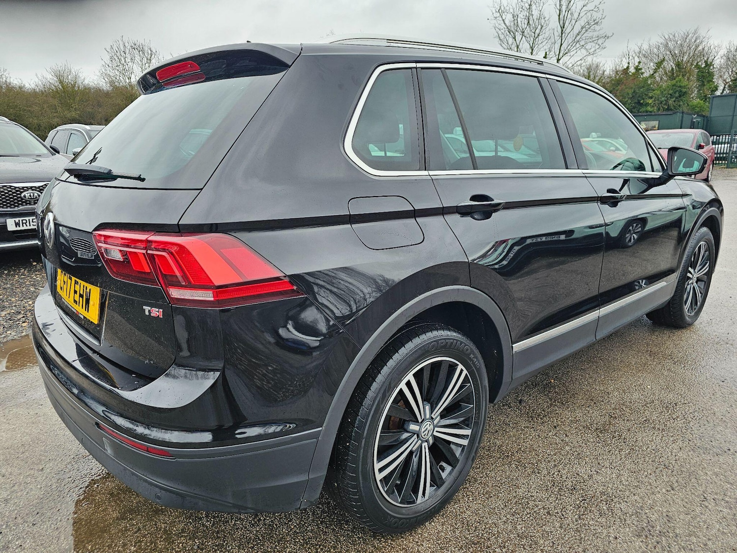 Used Volkswagen Tiguan 2017 for sale - 77143233: Photo 12