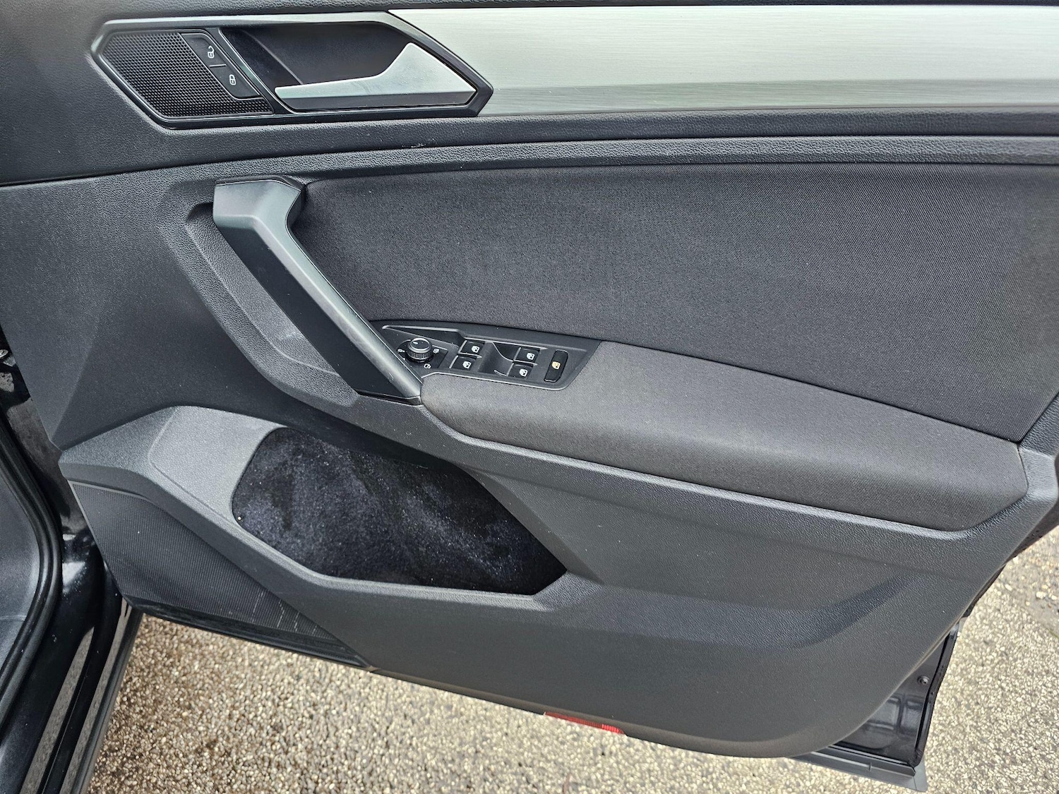 Used Volkswagen Tiguan 2017 for sale - 77143233: Photo 28