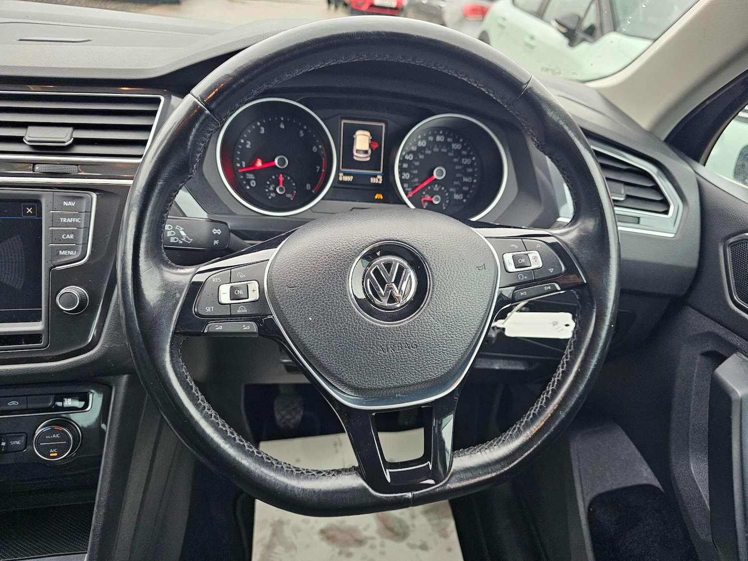 Used Volkswagen Tiguan 2017 for sale - 77143233: Photo 33