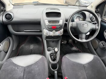 Used Toyota AYGO 2011 for sale - 78528940: Photo