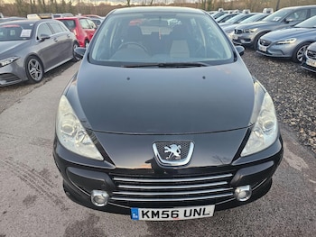 (56) - 1.6 16v S 5dr