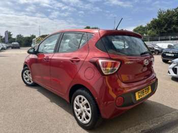 Used Hyundai i10 2018 for sale - 74943684: Photo