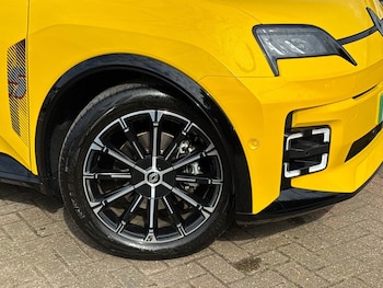 Used Renault 5 2026 for sale - 79552447: Photo