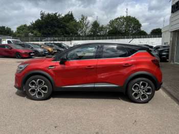 Used Renault Captur 2022 for sale - 74956640: Photo