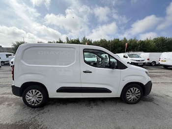 Used Peugeot Partner 2020 for sale - 75250368: Photo