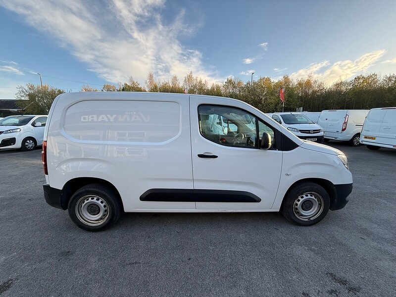 Used Vauxhall Combo 2022 for sale - 76651063: Photo 4