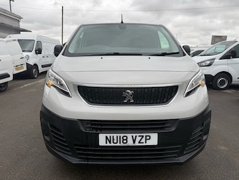 Used Peugeot Expert 2018 for sale - 77677091: Photo