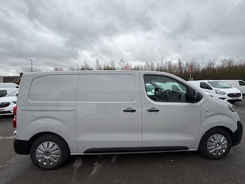 Used Peugeot Expert 2018 for sale - 77677091: Photo