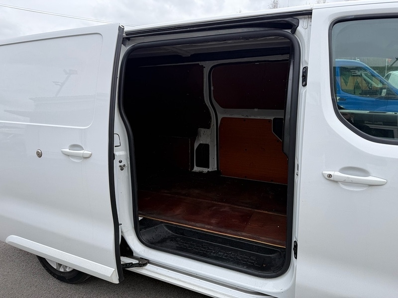 Used Vauxhall Vivaro 2020 for sale - 77605194: Photo 12