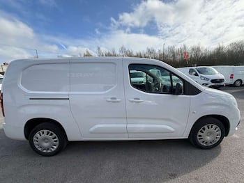 Used Vauxhall Combo 2024 for sale - 79637838: Photo