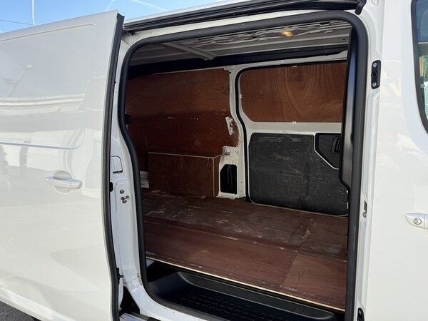Used Vauxhall Vivaro 2020 for sale - 76106377: Photo 13