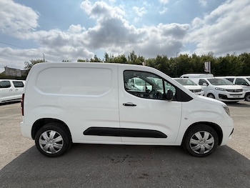 Used Vauxhall Combo 2020 for sale - 79272655: Photo