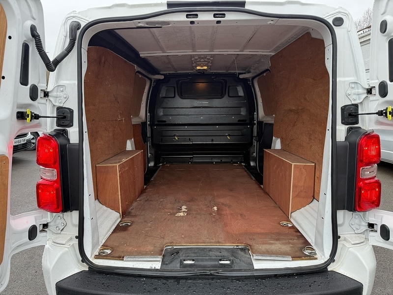 Used Vauxhall Vivaro 2021 for sale - 77298348: Photo 11