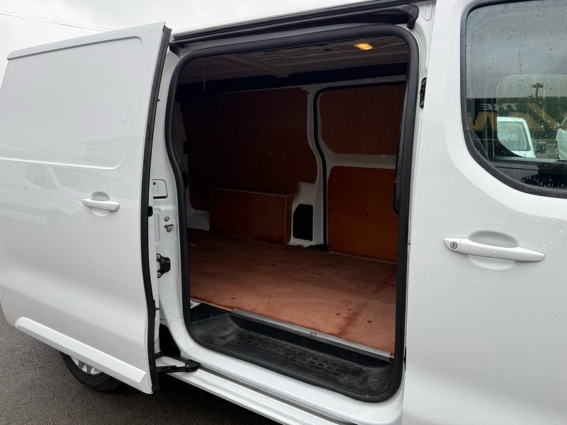 Used Vauxhall Vivaro 2021 for sale - 77298348: Photo 12