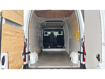 Used Renault Master 2018 for sale - 78594187: Photo