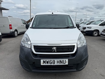 Used Peugeot Partner 2018 for sale - 78242078: Photo