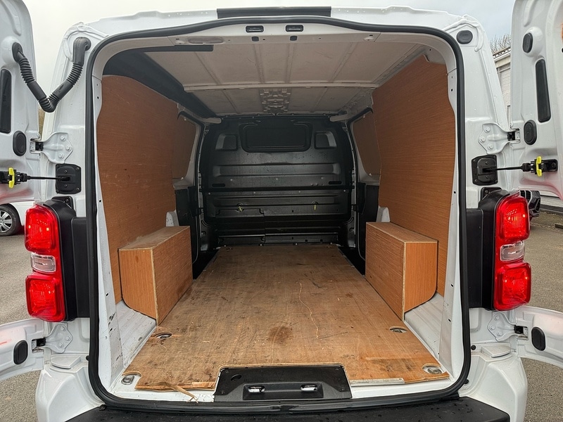 Used Vauxhall Vivaro 2023 for sale - 77264096: Photo 11