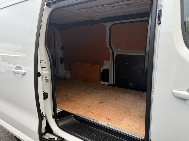 Used Vauxhall Vivaro 2023 for sale - 77264096: Photo 12