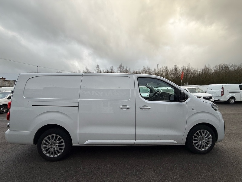 Used Vauxhall Vivaro 2023 for sale - 77264096: Photo 4
