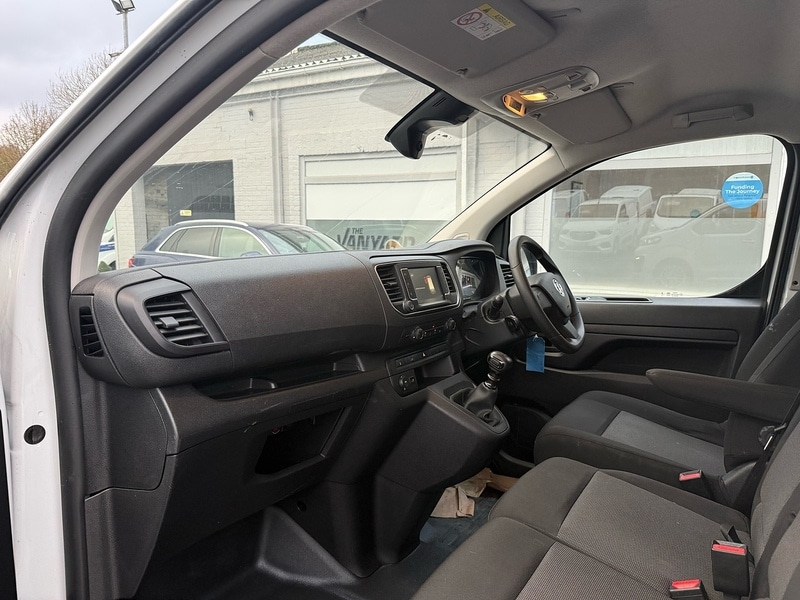 Used Vauxhall Vivaro 2023 for sale - 77264096: Photo 9