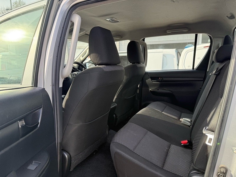 Used Toyota Hilux 2020 for sale - 77963627: Photo 10