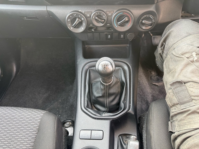 Used Toyota Hilux 2020 for sale - 77963627: Photo 15