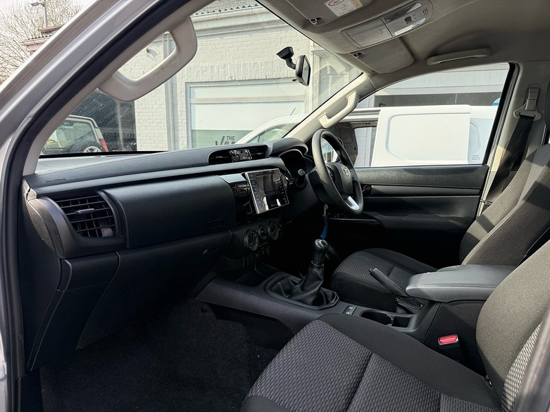 Used Toyota Hilux 2020 for sale - 77963627: Photo 9