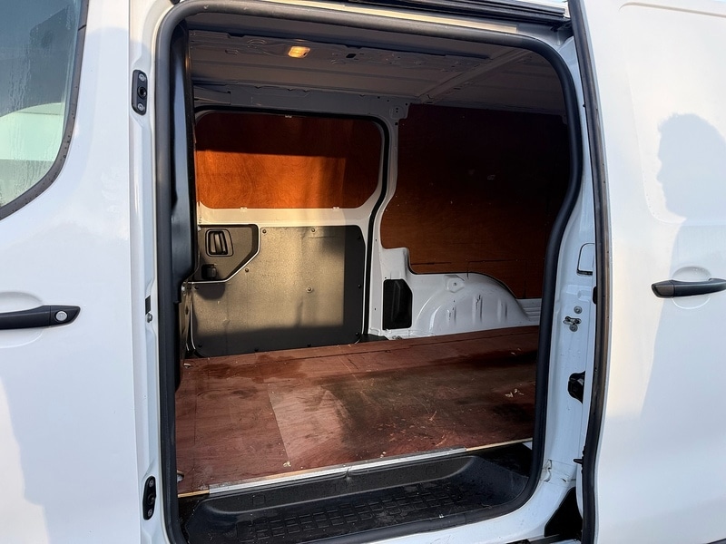 Used Vauxhall Vivaro 2022 for sale - 76778033: Photo 10