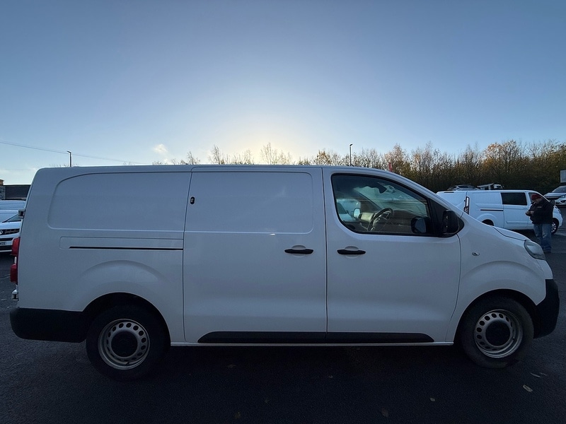 Used Vauxhall Vivaro 2022 for sale - 76778033: Photo 4