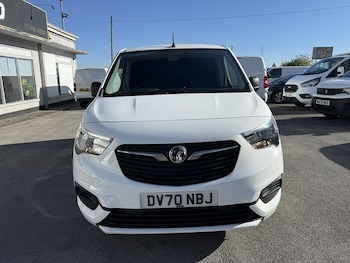 Used Vauxhall Combo 2020 for sale - 76106378: Photo 2