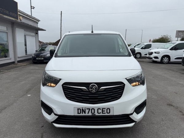 Used Vauxhall Combo 2020 for sale - 76267515: Photo 2
