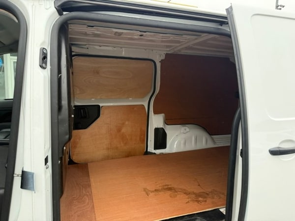 Used Vauxhall Vivaro 2020 for sale - 76267520: Photo 11