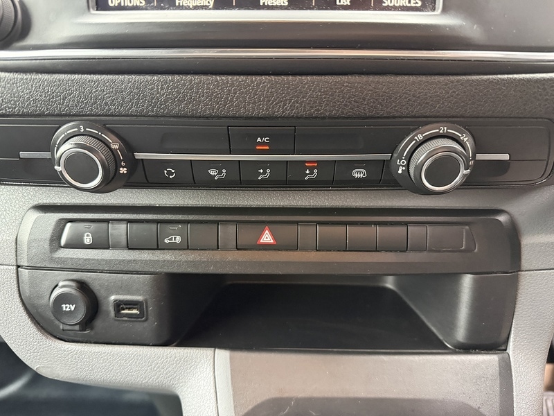 Used Vauxhall Vivaro 2019 for sale - 76454883: Photo 17