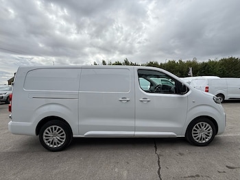 Used Vauxhall Vivaro 2023 for sale - 79423305: Photo