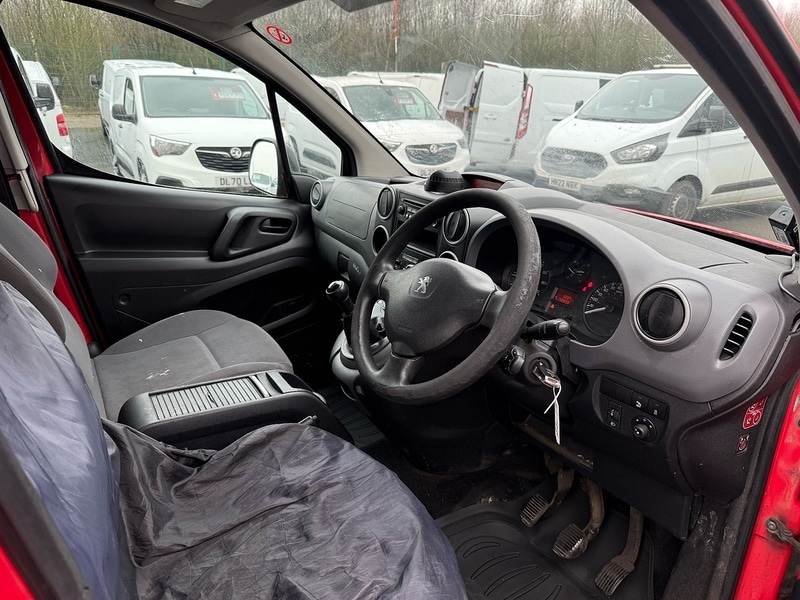 Used Peugeot Partner 2015 for sale - 75627815: Photo 13