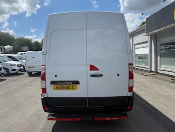 Used Renault Master 2018 for sale - 79005473: Photo