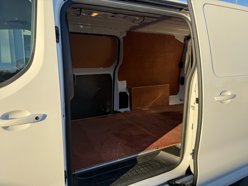 Used Vauxhall Vivaro 2021 for sale - 76651077: Photo 10