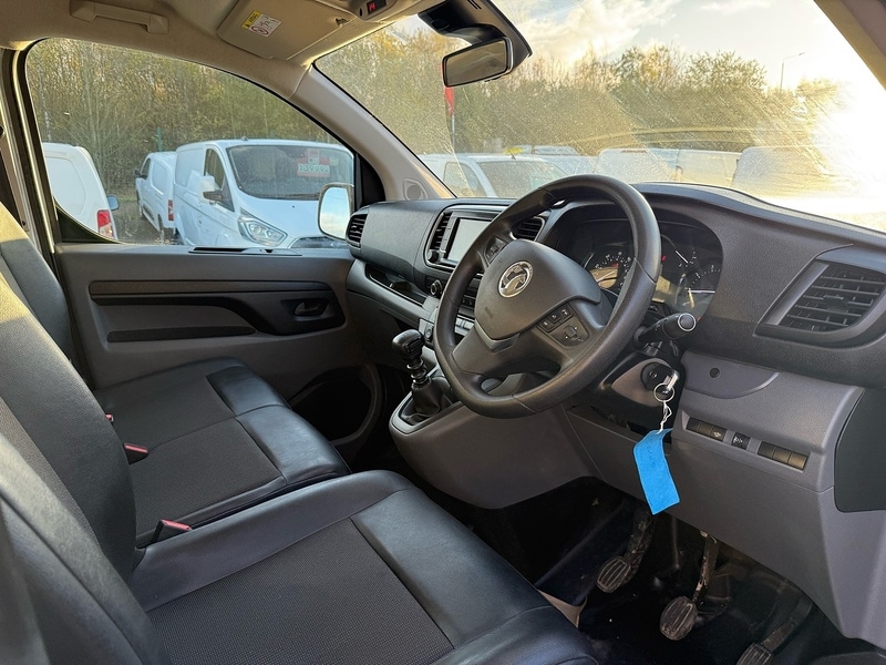 Used Vauxhall Vivaro 2021 for sale - 76651077: Photo 13