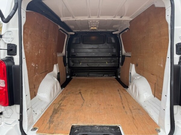 Used Vauxhall Vivaro 2020 for sale - 76267522: Photo 11