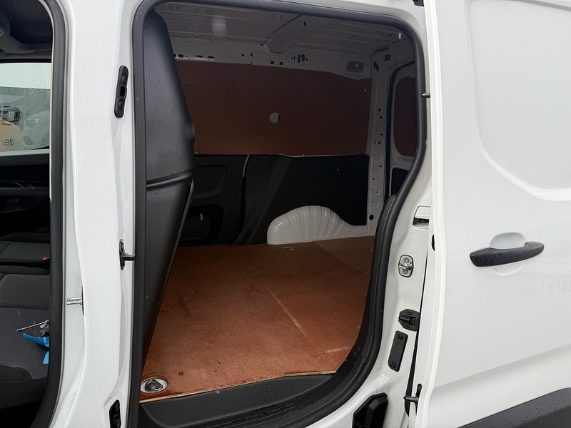 Used Vauxhall Combo 2021 for sale - 77880647: Photo 11