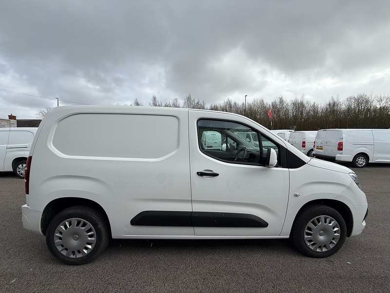 Used Vauxhall Combo 2021 for sale - 77880647: Photo 4