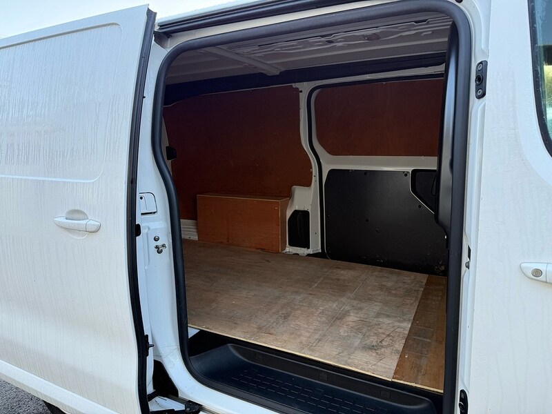 Used Vauxhall Vivaro 2020 for sale - 76798817: Photo 12