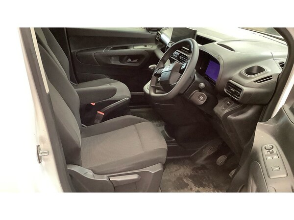 Used Vauxhall Combo 2024 for sale - 76323777: Photo 5